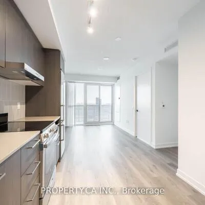 195,&nbsp;Commerce, Vaughan Corporate Centre, Vaughan
