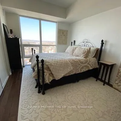 7730,&nbsp;Kipling, Vaughan Grove, Vaughan