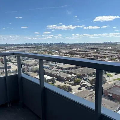 5,&nbsp;Meadowdale, Vaughan Corporate Centre, Vaughan