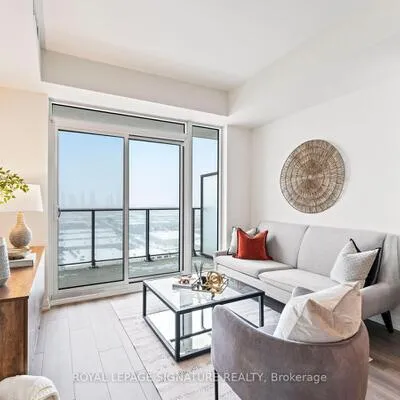 8960, Jane, Vellore Village, Vaughan