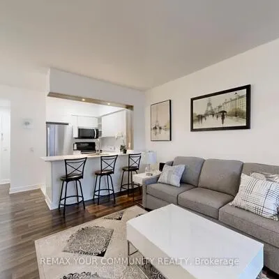 7398,&nbsp;Yonge, Crestwood-Springfarm-Yorkhill, Vaughan