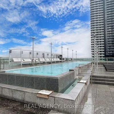 1000, Portage, Vaughan Corporate Centre, Vaughan