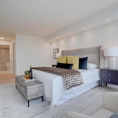 1,&nbsp;Clark, Crestwood-Springfarm-Yorkhill, Vaughan