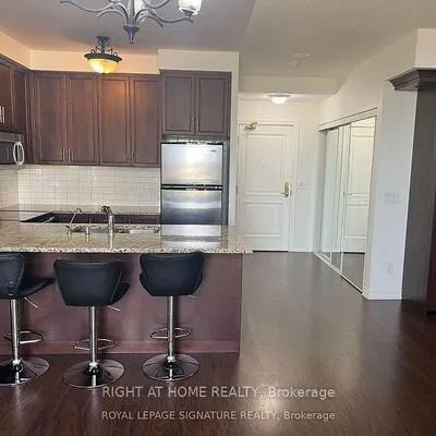 9245,&nbsp;Jane, Maple, Vaughan