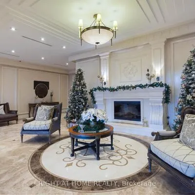 9235,&nbsp;Jane, Maple, Vaughan