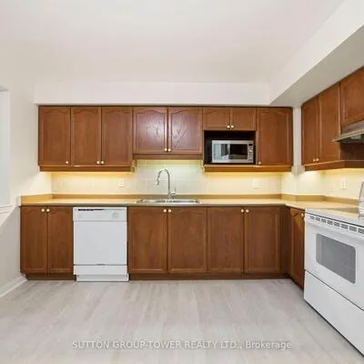 2500,&nbsp;Rutherford, Maple, Vaughan