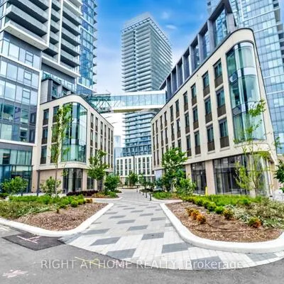 1000,&nbsp;Portage, Vaughan Corporate Centre, Vaughan