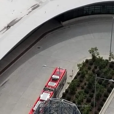 898,&nbsp;Portage, Vaughan Corporate Centre, Vaughan