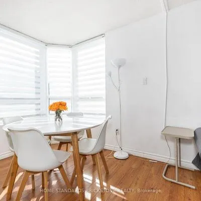 7601,&nbsp;Bathurst, Crestwood-Springfarm-Yorkhill, Vaughan