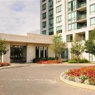 100,&nbsp;Promenade, Brownridge, Vaughan