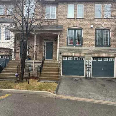 19,&nbsp;Foxchase, East Woodbridge, Vaughan