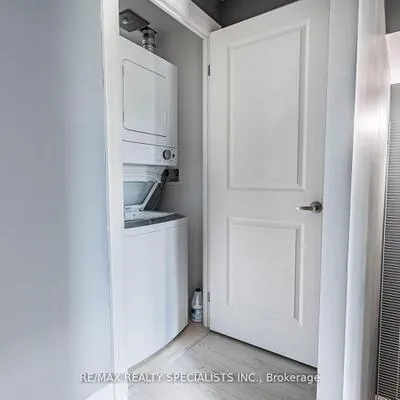 5279,&nbsp;Highway 7, Vaughan Grove, Vaughan