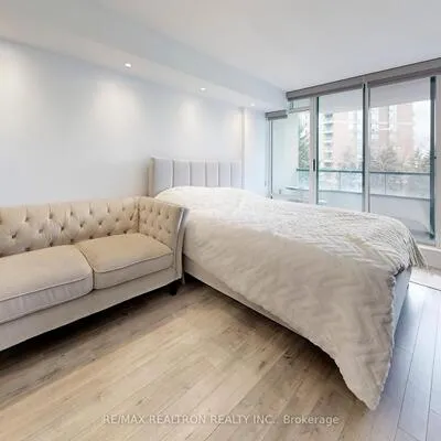 120,&nbsp;Promenade, Brownridge, Vaughan