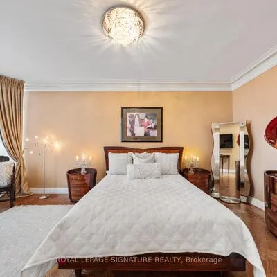 7300,&nbsp;Yonge, Crestwood-Springfarm-Yorkhill, Vaughan