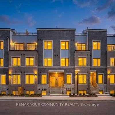 130,&nbsp;HONEYCRISP, Vaughan Corporate Centre, Vaughan