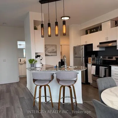 7730,&nbsp;Kipling, Vaughan Grove, Vaughan