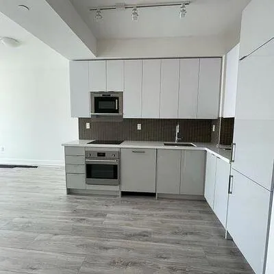 2908,&nbsp;Highway 7, Concord, Vaughan