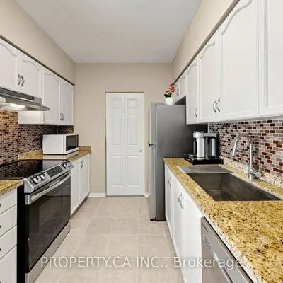 7398,&nbsp;Yonge, Crestwood-Springfarm-Yorkhill, Vaughan