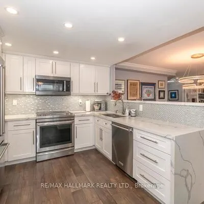 7601,&nbsp;Bathurst, Crestwood-Springfarm-Yorkhill, Vaughan