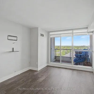 1,&nbsp;Clark, Crestwood-Springfarm-Yorkhill, Vaughan