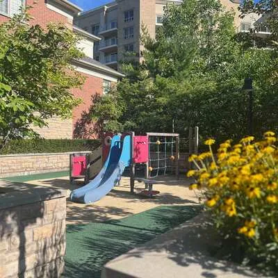 8,&nbsp;Brighton, Crestwood-Springfarm-Yorkhill, Vaughan