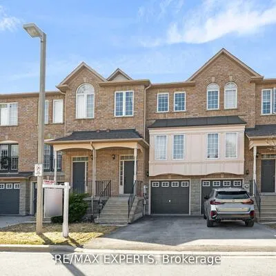 19,&nbsp;Foxchase, East Woodbridge, Vaughan