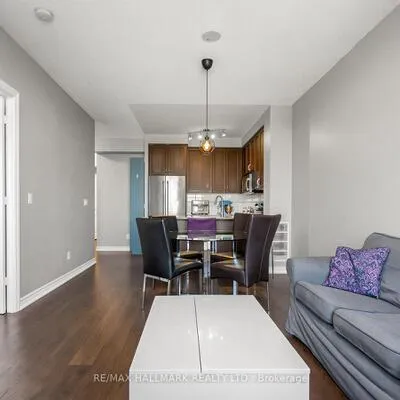 9245,&nbsp;Jane, Maple, Vaughan