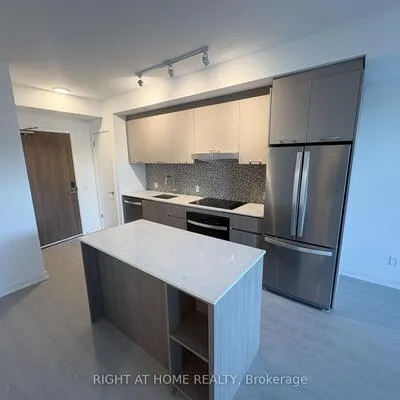 8188,&nbsp;Yonge, Uplands, Vaughan