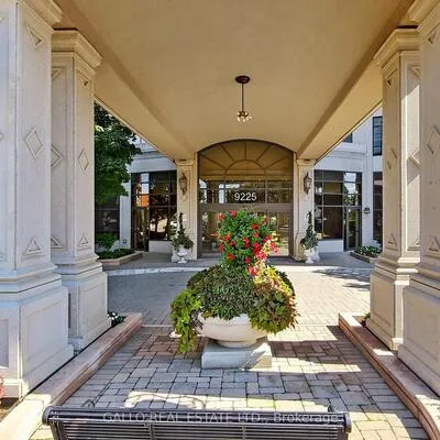 9225,&nbsp;Jane, Maple, Vaughan