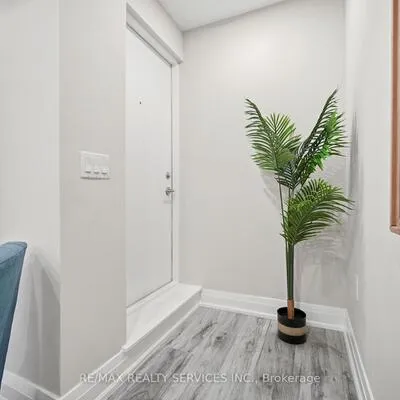 26,&nbsp;Coles, Vaughan Grove, Vaughan