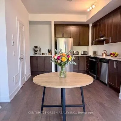 9560,&nbsp;Islington, Sonoma Heights, Vaughan