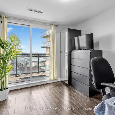 7730,&nbsp;Kipling, Vaughan Grove, Vaughan