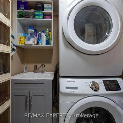 8026,&nbsp;Kipling, West Woodbridge, Vaughan