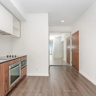 7890,&nbsp;Jane, Vaughan Corporate Centre, Vaughan