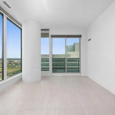 5,&nbsp;Buttermill, Vaughan Corporate Centre, Vaughan