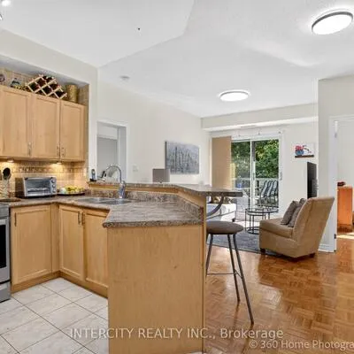 245,&nbsp;Pine Grove, Islington Woods, Vaughan