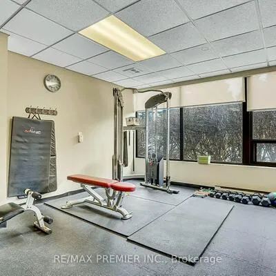 7440,&nbsp;Bathurst, Brownridge, Vaughan