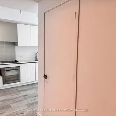 7890,&nbsp;Jane, Vaughan Corporate Centre, Vaughan