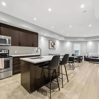 3905,&nbsp;Major MacKenzie, Vellore Village, Vaughan