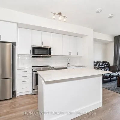 8960,&nbsp;Jane, Vellore Village, Vaughan