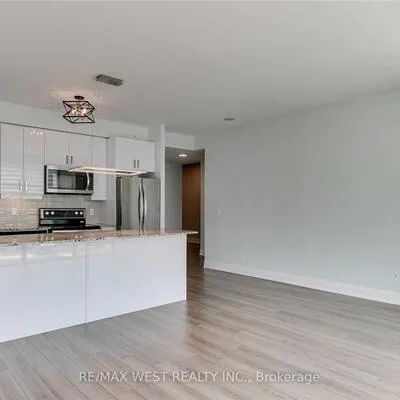 2900,&nbsp;Highway 7, Concord, Vaughan