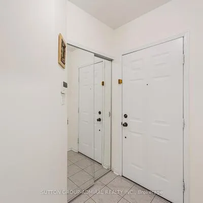 735,&nbsp;New Westminster, Brownridge, Vaughan