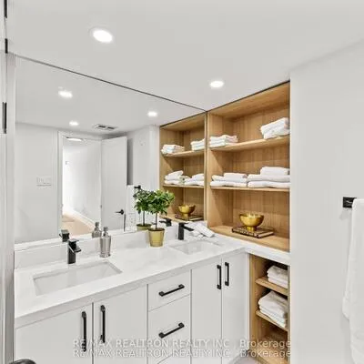 7300,&nbsp;Yonge, Crestwood-Springfarm-Yorkhill, Vaughan