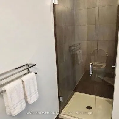 1000,&nbsp;Portage, Vaughan Corporate Centre, Vaughan