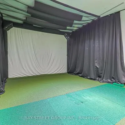 3600,&nbsp;Highway 7, Vaughan Corporate Centre, Vaughan