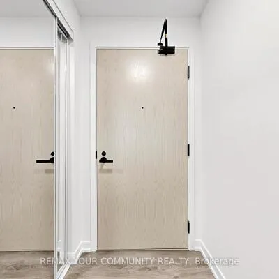 225,&nbsp;Commerce, Vaughan Corporate Centre, Vaughan