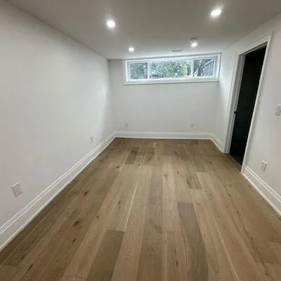 12, Kemano, Aurora Heights, Aurora