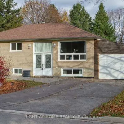 40,&nbsp;Foreht, Aurora Heights, Aurora