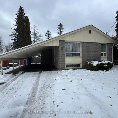 57, Dunning, Aurora Village, Aurora