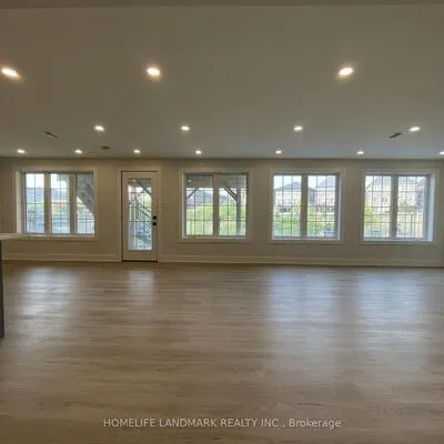 212, Scrivener, Rural Aurora, Aurora